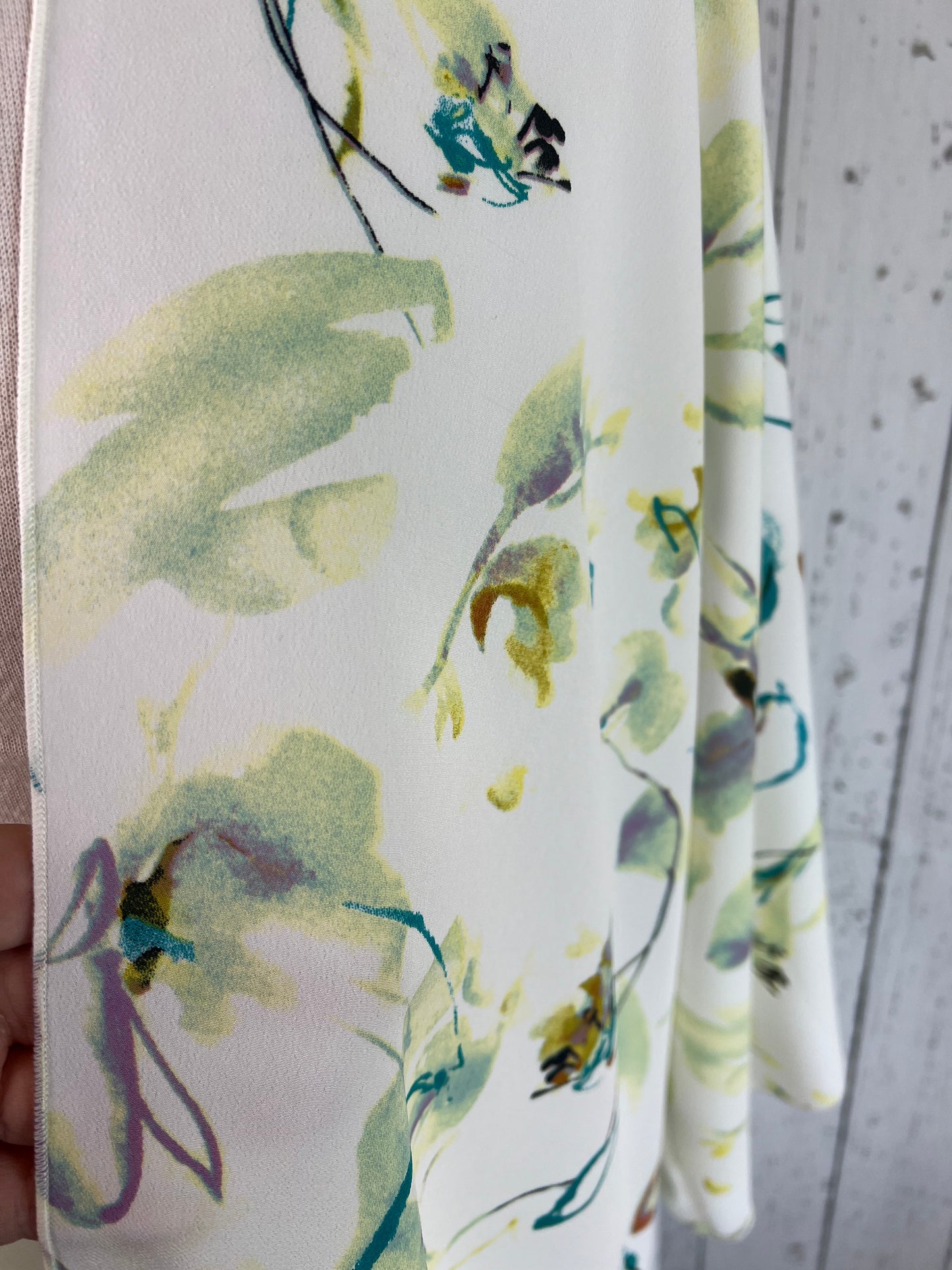 Green Watercolour Floral Sleeved Kimono Various Lengths