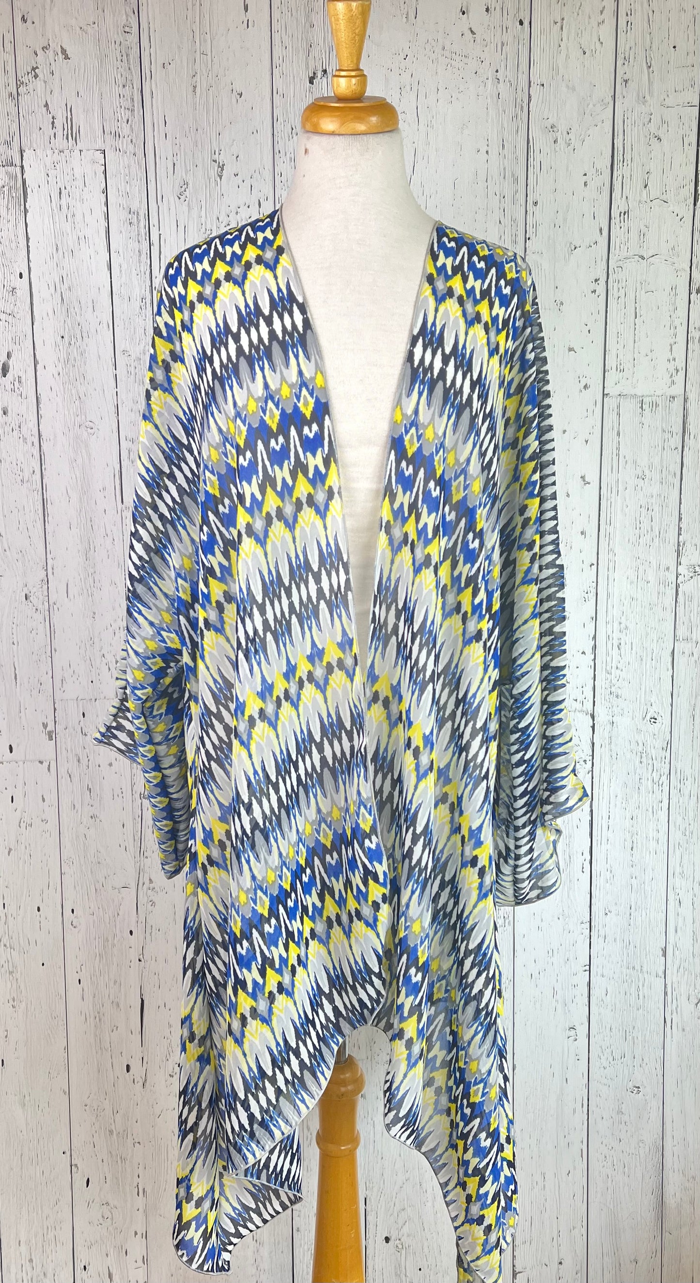 Blue Geo Sleeved Kimono (Various Lengths )