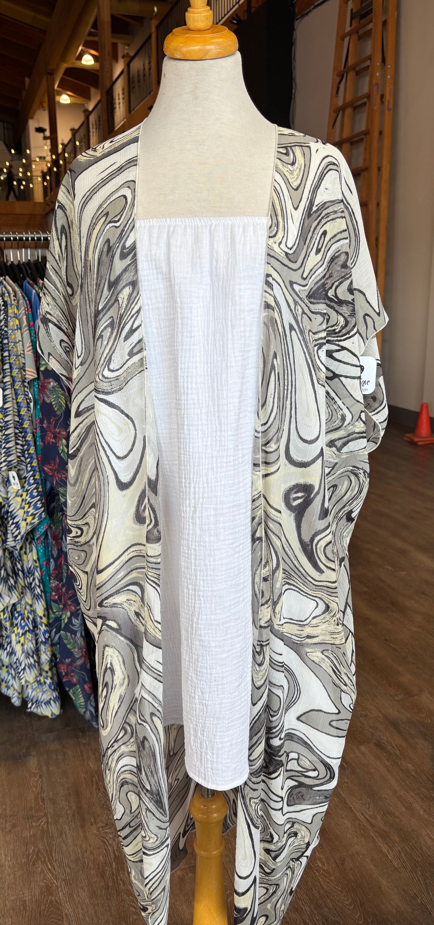 Grey Swirl Short Sleeve Kimono