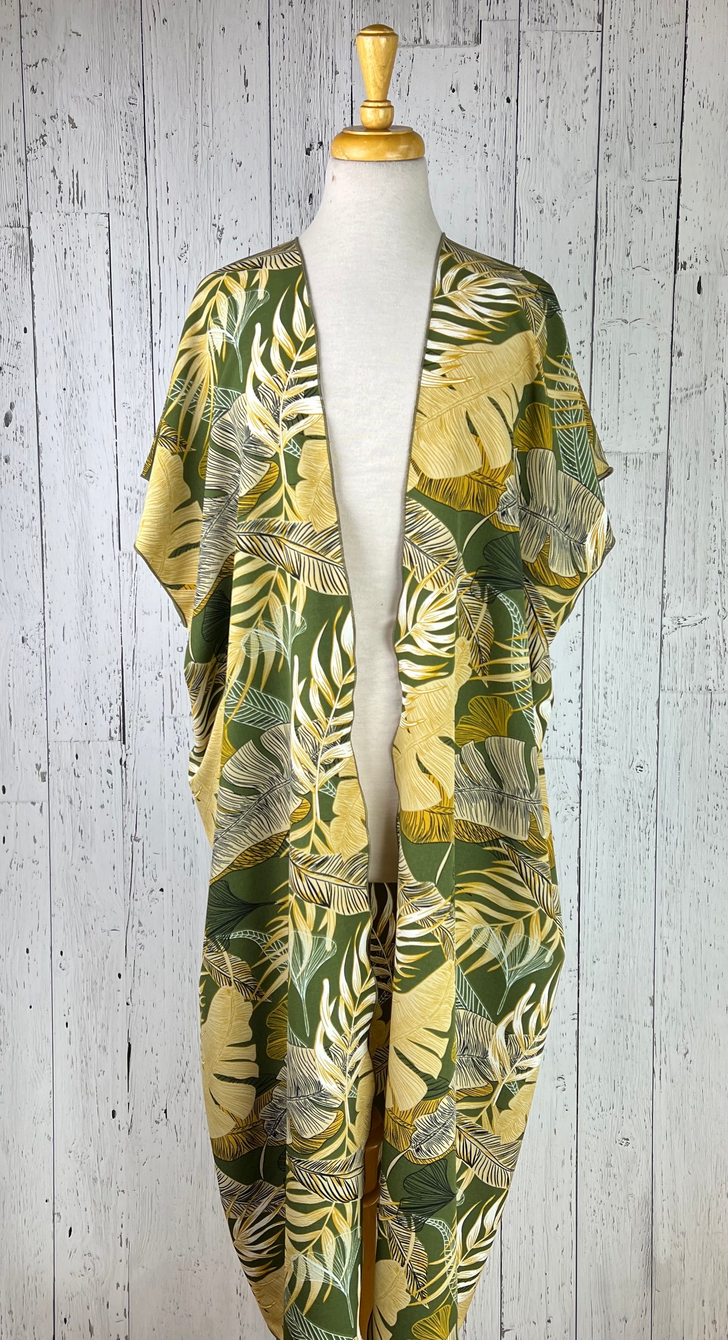 Camo Leaves Short Sleeve Kimono