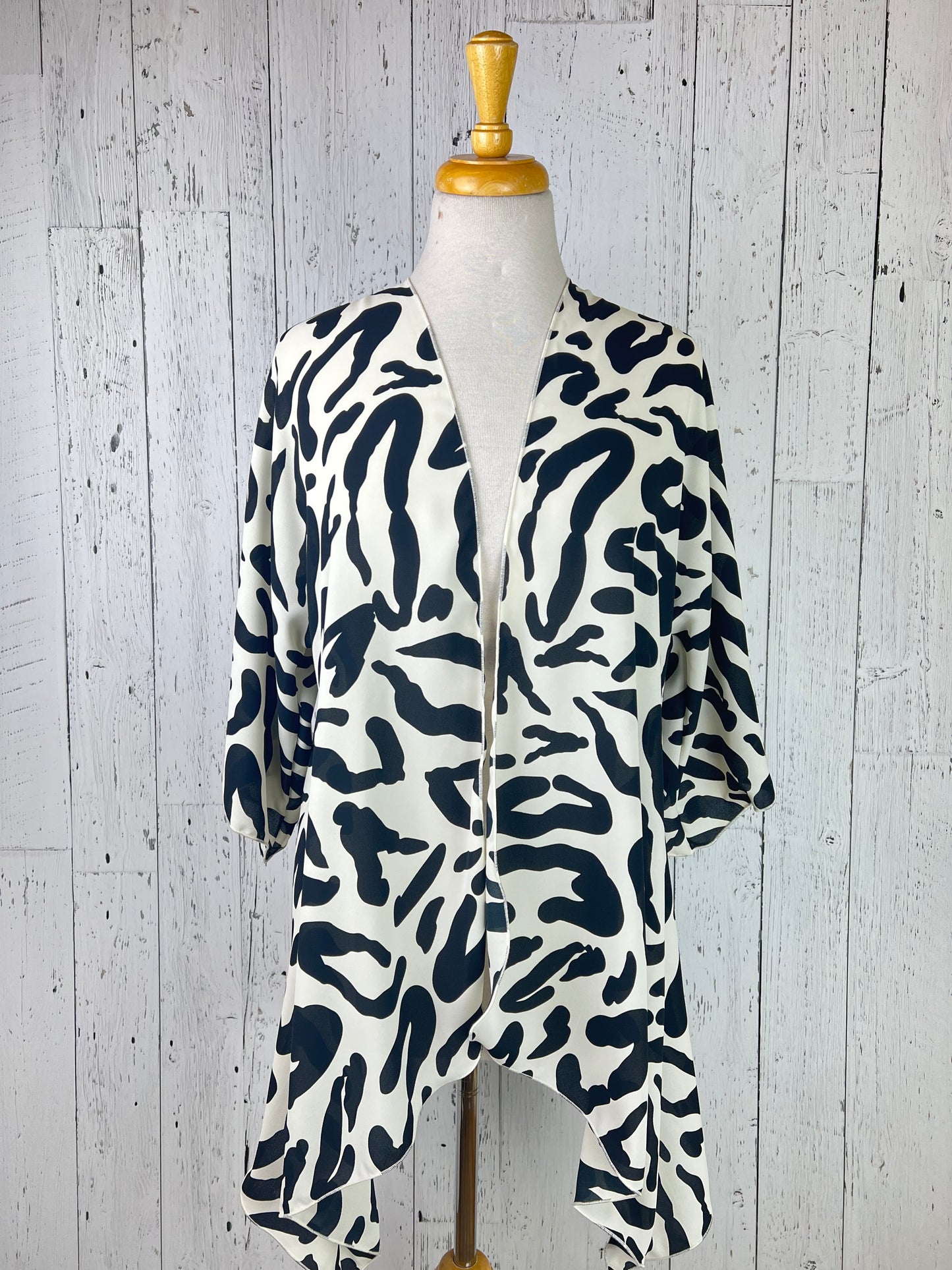Cream & Black Animal Print Sleeved Kimono Various Lengths