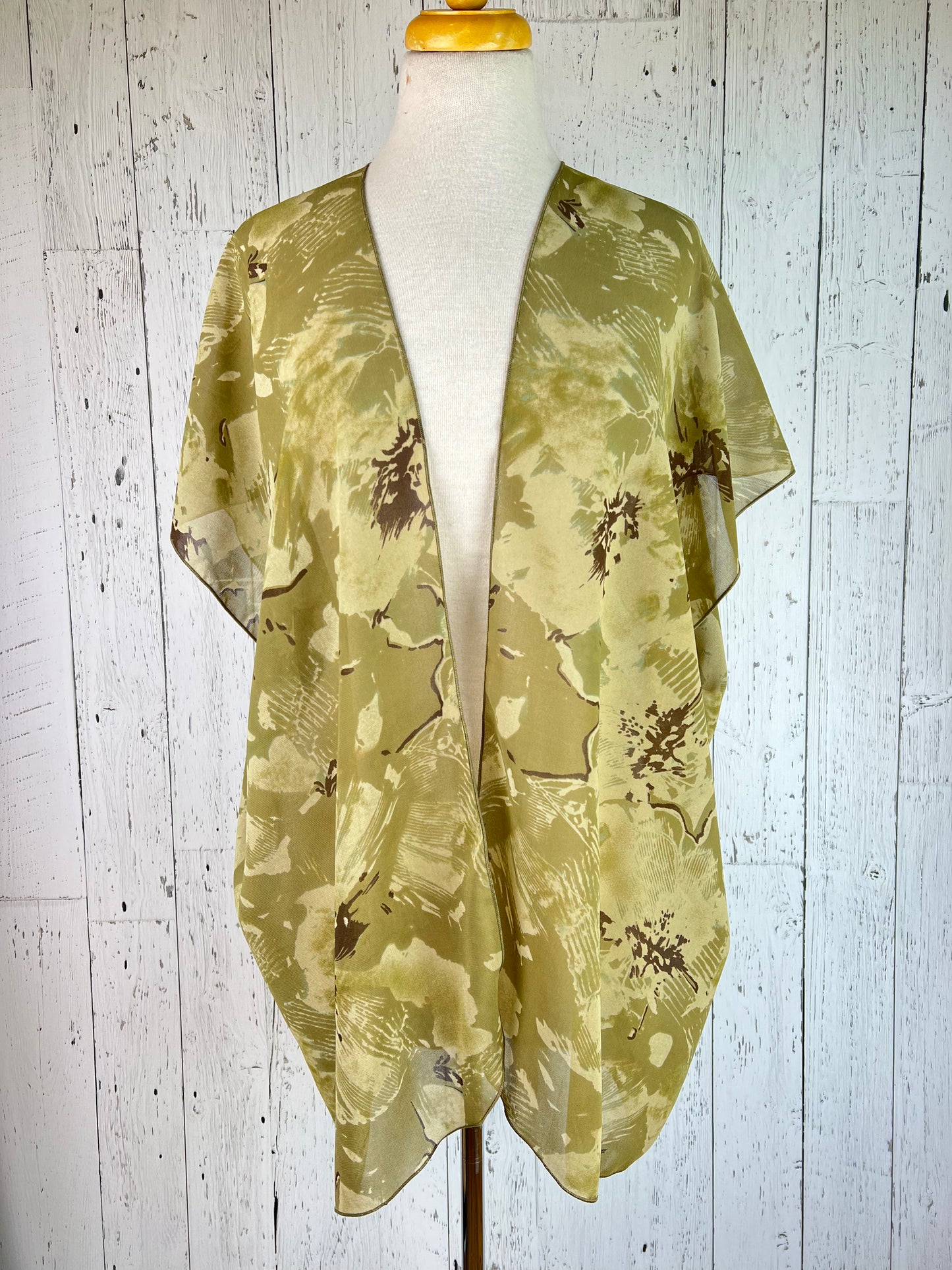 Khaki Green Floral Short Sleeve Kimono